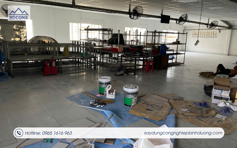 Hình ảnh: Thi công cải tạo nhà ăn tại Công ty Chinli